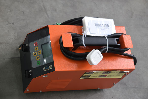 “興紀龍管道”專用（yòng）智能化掃描焊機（jī）